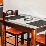 Apartman Ktima House *