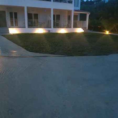 Ktima House *